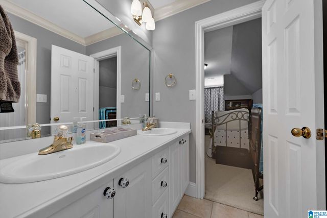 2200 OLD CAHABA PLACE, Helena, AL 35080
