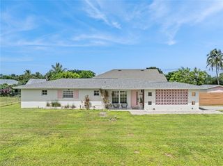 8071 San Carlos BLVD, Fort Myers, FL 33967