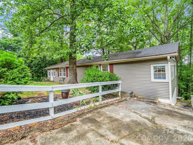 297 Chimney Cliffs Drive, Lake Lure, NC 28746