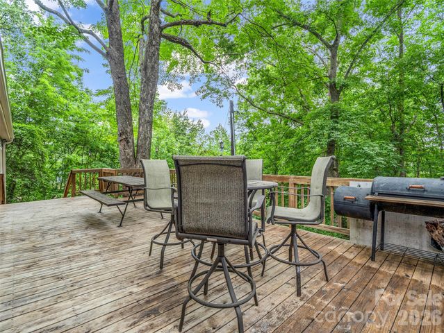 297 Chimney Cliffs Drive, Lake Lure, NC 28746