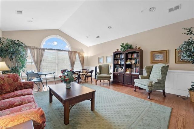 524 College Road 307, Greensboro, NC 27410