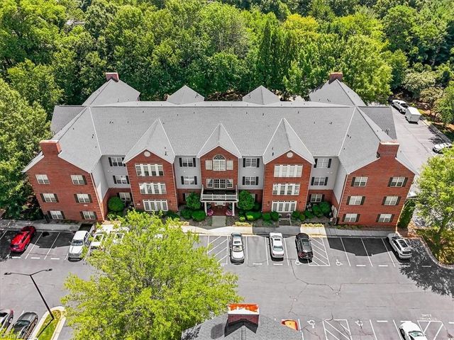 524 College Road 307, Greensboro, NC 27410