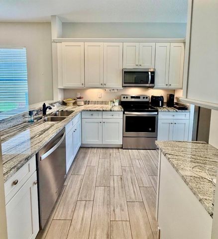 888 SW MUNJACK Circle, Port St. Lucie, FL 34986