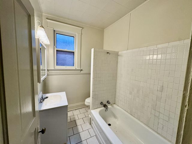 750 E 10th Street, Newport, KY 41071