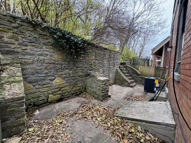 750 E 10th Street, Newport, KY 41071