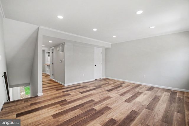 14658 BAKERSFIELD ST, Woodbridge, VA 22193