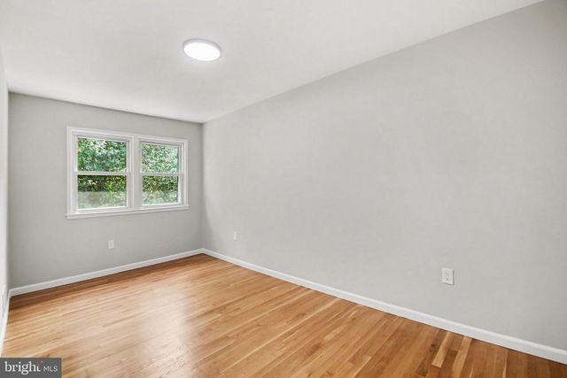 14658 BAKERSFIELD ST, Woodbridge, VA 22193