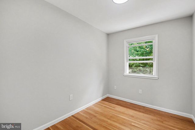 14658 BAKERSFIELD ST, Woodbridge, VA 22193