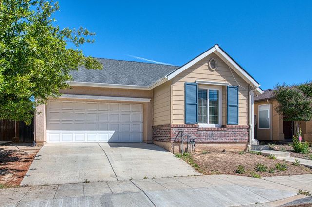 7362 E Ramona Way, Fresno, CA 93737