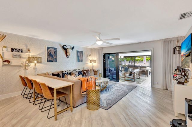 13400 Bedford Mews Court, Wellington, FL 33414