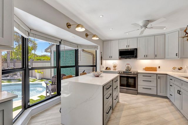 13400 Bedford Mews Court, Wellington, FL 33414