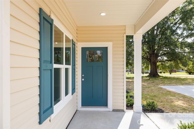 6625 Tracy Avenue, Charlotte, NC 28214