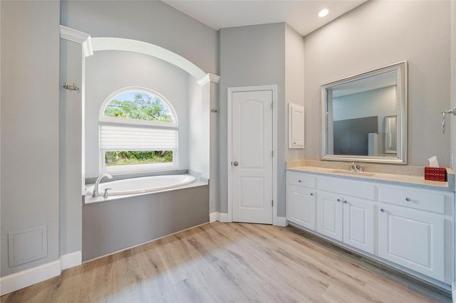 1052 EPPINGER DRIVE, Port Charlotte, FL 33953