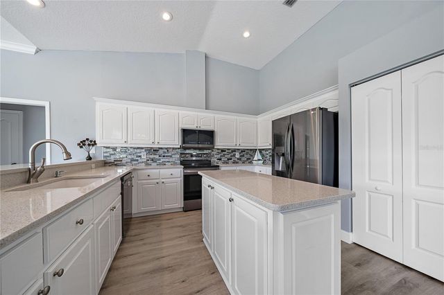 1052 EPPINGER DRIVE, Port Charlotte, FL 33953