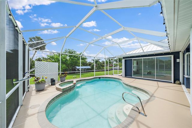 1052 EPPINGER DRIVE, Port Charlotte, FL 33953