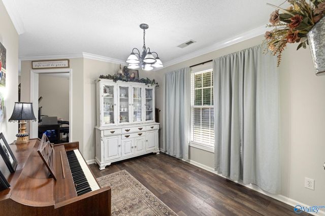 1001 Aspen Drive SW, Hartselle, AL 35640