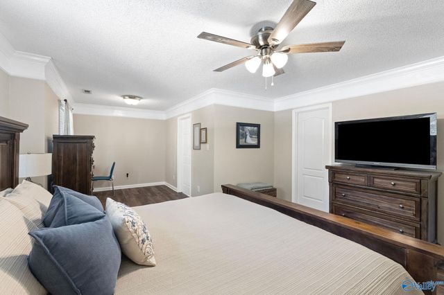 1001 Aspen Drive SW, Hartselle, AL 35640