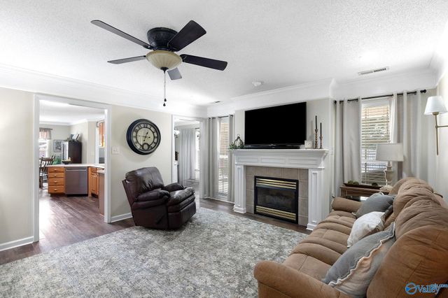 1001 Aspen Drive SW, Hartselle, AL 35640