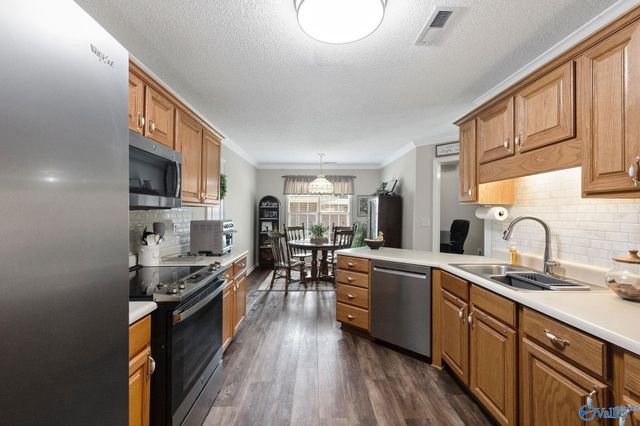 1001 Aspen Drive SW, Hartselle, AL 35640