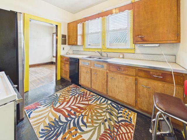 332 Bernard Street, Huntington, WV 25704