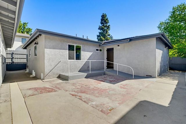 2985 87 54Th St, San Diego, CA 92105