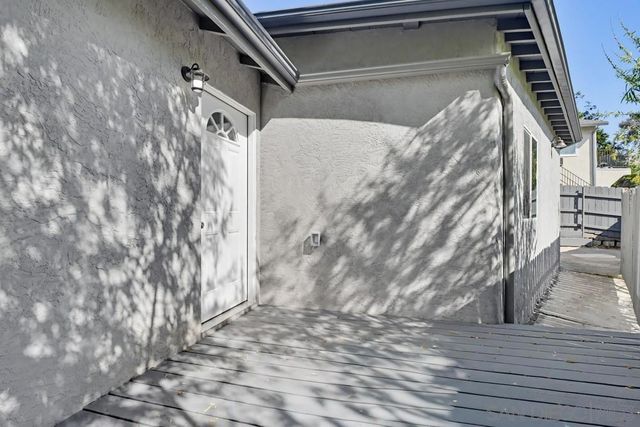 2985 87 54Th St, San Diego, CA 92105