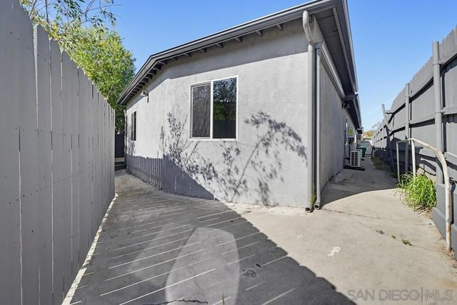 2985 87 54Th St, San Diego, CA 92105