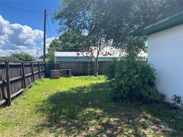 218 10TH STREET, St Cloud, FL 34769