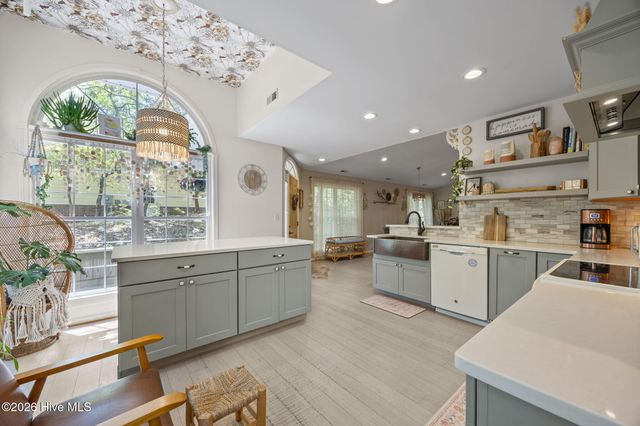 111 Mimosa Boulevard, Atlantic Beach, NC 28512