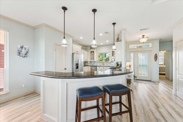 13522 Windlass Circle Drive, Galveston, TX 77554