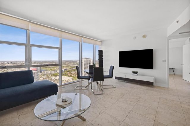 1830 S OCEAN DR 4907, Hallandale Beach, FL 33009