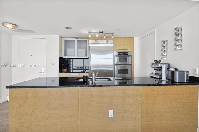 1830 S OCEAN DR 4907, Hallandale Beach, FL 33009