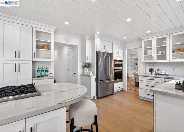 11495 Silvergate Dr, Dublin, CA 94568