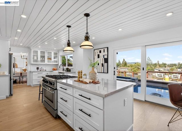 11495 Silvergate Dr, Dublin, CA 94568