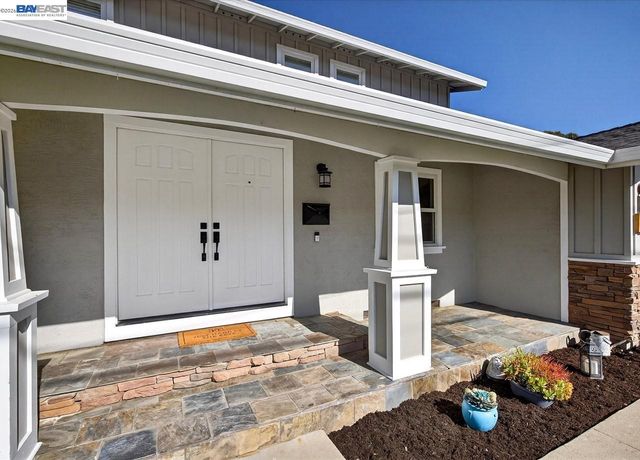 11495 Silvergate Dr, Dublin, CA 94568