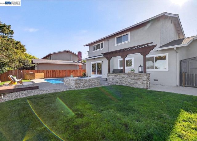 11495 Silvergate Dr, Dublin, CA 94568