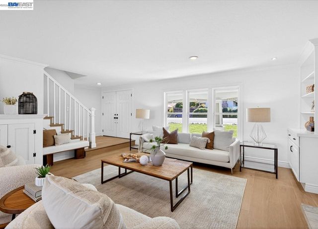 11495 Silvergate Dr, Dublin, CA 94568