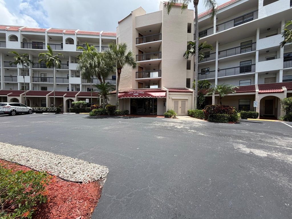 3485 Environ Blvd C308, Lauderhill, FL 33319