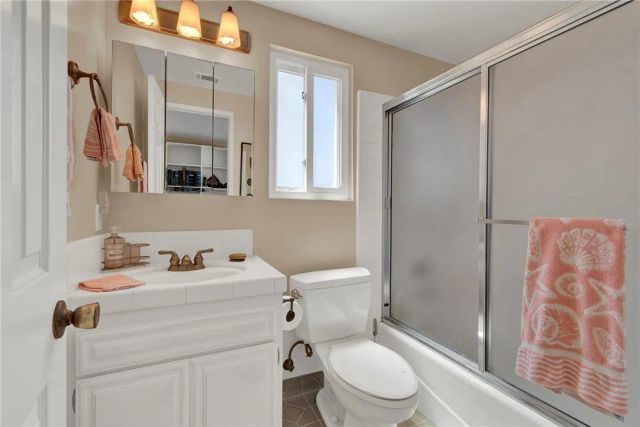 3510 Lake, Newport Beach, CA 92663