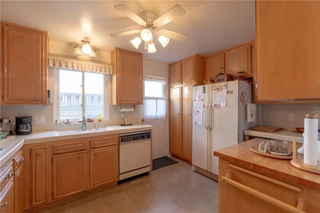 3510 Lake, Newport Beach, CA 92663