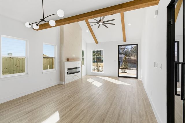 614 S Moore Street, Dallas, TX 75203