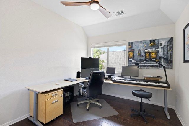 6704 Kiev CV, Austin, TX 78739