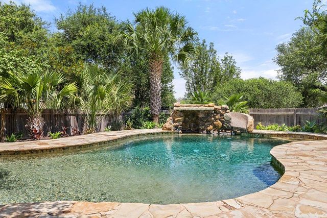 6704 Kiev CV, Austin, TX 78739