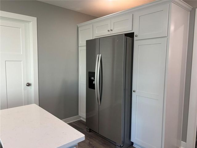 4801 S Creek Woods Drive, St Joseph, MO 64507