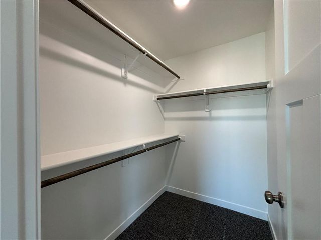 4801 S Creek Woods Drive, St Joseph, MO 64507