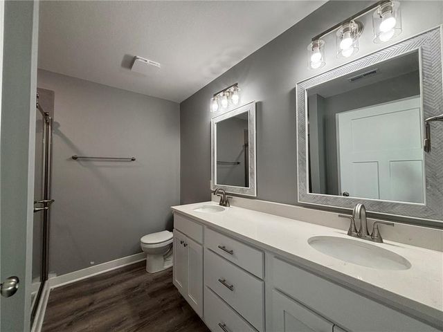 4801 S Creek Woods Drive, St Joseph, MO 64507