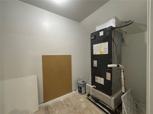 4801 S Creek Woods Drive, St Joseph, MO 64507