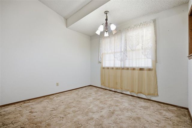 20301 SE 37th Street, Harrah, OK 73045