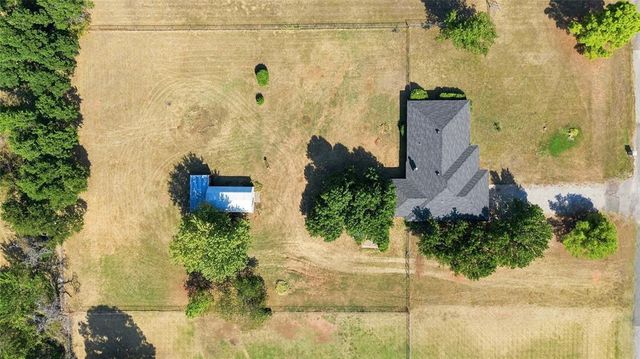 20301 SE 37th Street, Harrah, OK 73045