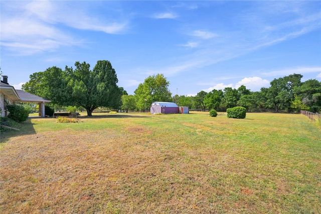 20301 SE 37th Street, Harrah, OK 73045